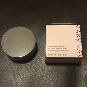 Mary Kay Mineral Powder Foundation - Bronze 2